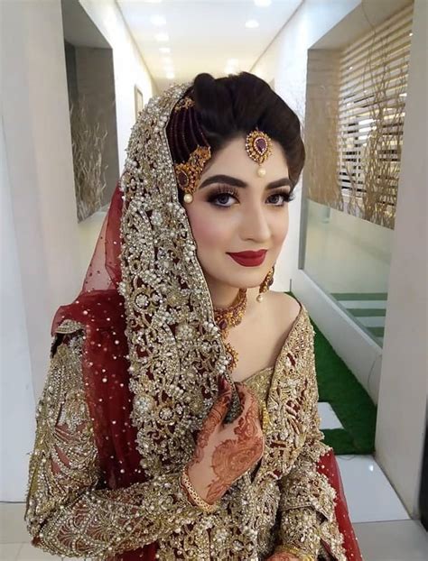 Pakistani Bridal Makeup Pic - Wavy Haircut