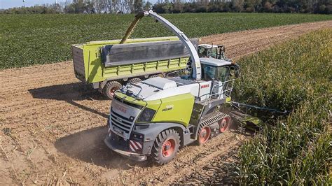 Claas Claas Jaguar Terra Trac Met De Nieuwe Claas Orbis