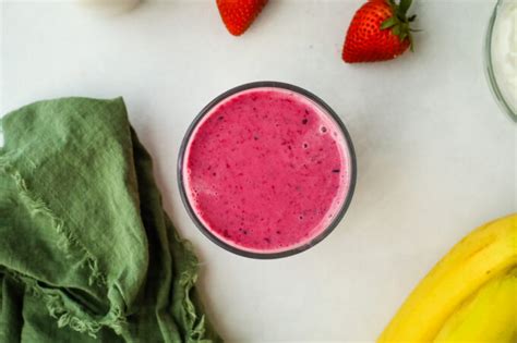 Banana Berry Smoothie - I Heart Vegetables