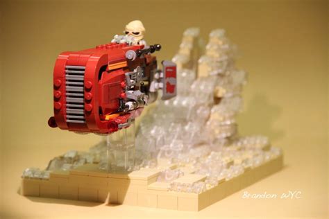 LEGO Star Wars MOC Rey Speeder zooming across the desert | Lego star ...