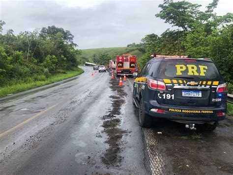 Colisão Entre Caminhão Tanque E Automóvel Deixa Uma Pessoa Morta Na Br