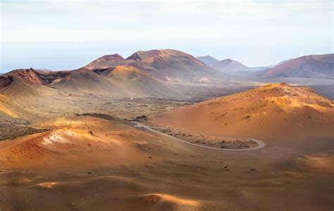 Lanzarote Dagstur Til Timanfaya Park Jameos Agua Og Den Gr Nne Grotte