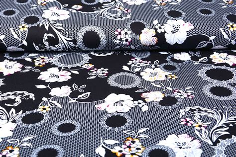 Viskose Jersey Lacquar Bunga Blume Schwarz Boelens Modestoffen