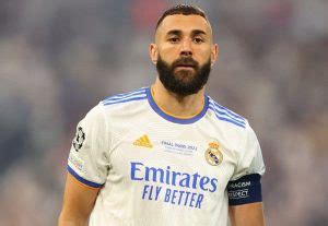 Karim Benzema Bio And Age French Professional Football Striker Rose