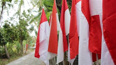 Pemerintah Imbau Masyarakat Kibarkan Bendera Merah Putih Mulai Hari Ini