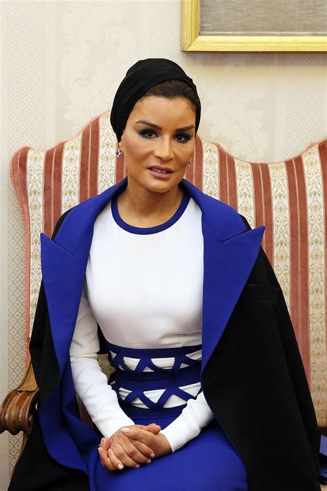 sheikha moza bint nasser alles wat je  haar wilt weten