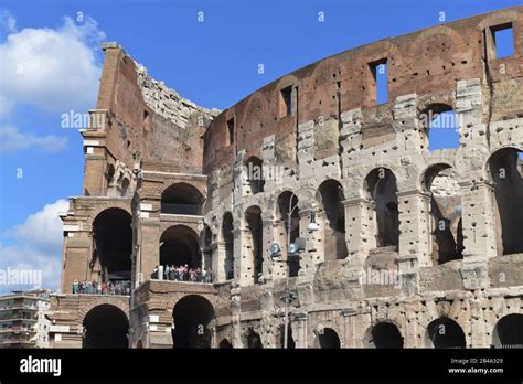 Kolosseum Piazza Del Colosseo Rom Italien Stock Photo Alamy