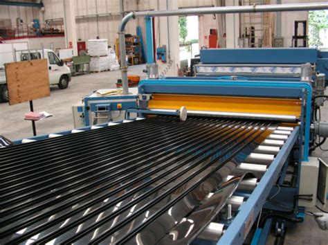 Línea de extrusión de tubo V STUD B G PLAST S r l de placas