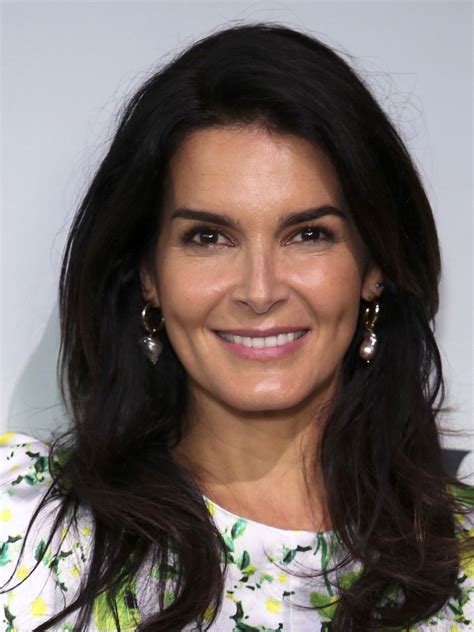 Angie Harmon - Actress, Model