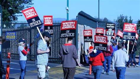 Writers Guild of America to officially end strike after 148 days | WWRX - Branford, CT