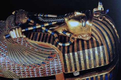 Tutankhamuns Death Mask Luxor And Karnak Pictures Egypt In