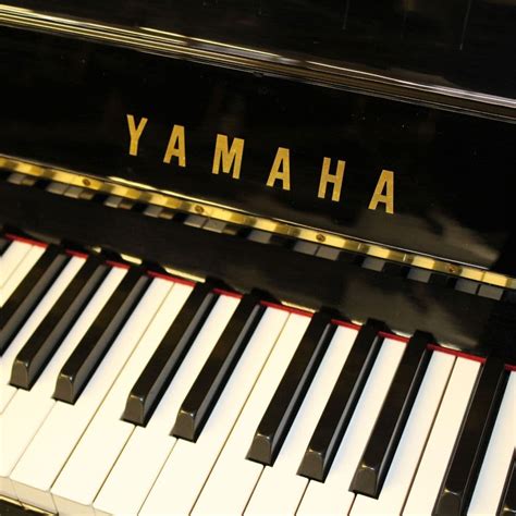 Yamaha P116 Modern Upright Piano Black C1993