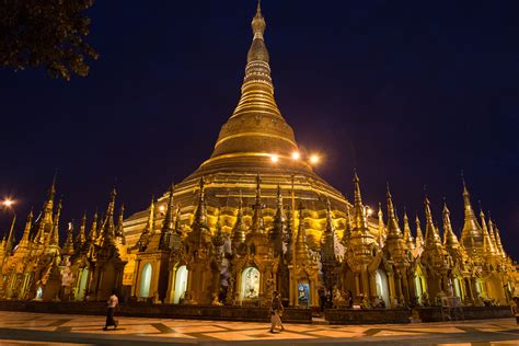 Shwedagon Pagoda Yangon Dhakul Chan Nice Holidays Discovery Group