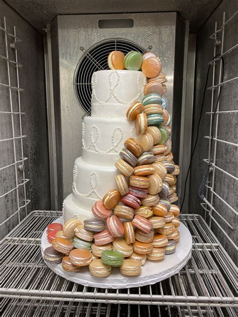 Macaron Cake Mia S Bakery Brooklyn