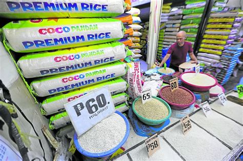 Marcos Formalizes Rice Tariff Cut Via Eo