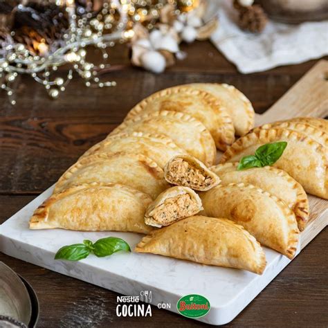 Empanadillas de queso de cabra y pesto rojo Nestlé Cocina Receta