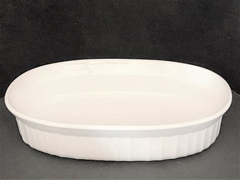 Collectible Vintage CORNINGWARE FRENCH WHITE 15 Oz 475 Ml Oval Ramekin