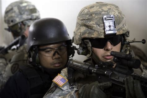 Special Reaction Team Article The United States Army