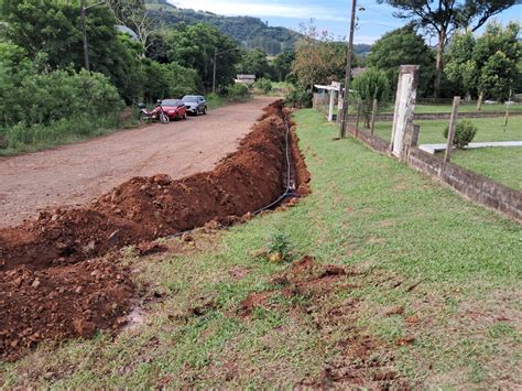 Casan investe R 100 mil em novas redes para 200 famílias de Riqueza