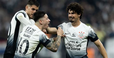 Contratações e vendas mais valiosas do Corinthians na história