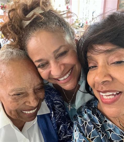 Phylicia Rashad Debbie Allen Generations Of Motherhood Magic