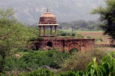 The Bhangarh Fort Story Behind The Mystery Of The Most Haunted Place