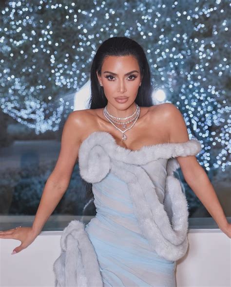 Kim Kardashian Fans Suspect She ‘got A Boob Job’ In Latest Plastic Surgery Procedure As She