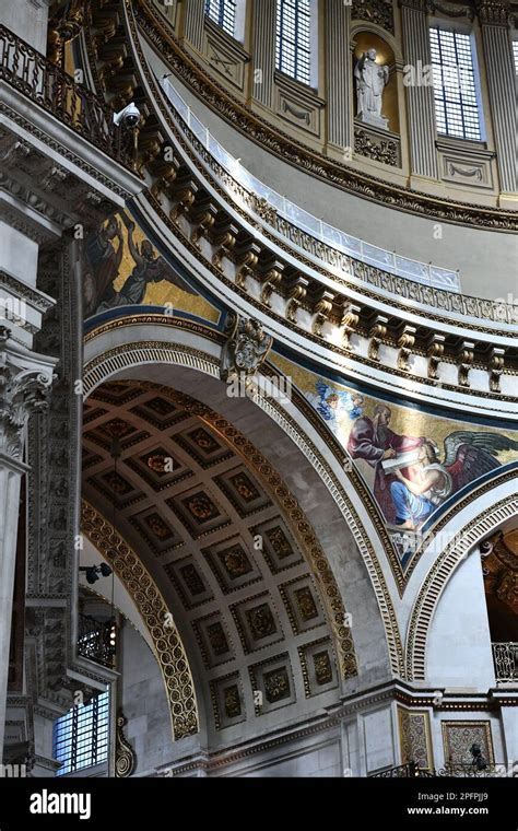 Interior of St Pauls Cathedral, London UK Stock Photo - Alamy