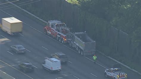 Outer Loop I 495 Backed Up Near Route 50 In Maryland After Crash