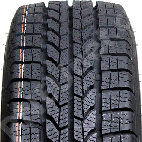 Goodyear Ultra Grip Cargo 215 65 R 16 C 109 T zimní VELKO PNEU cz