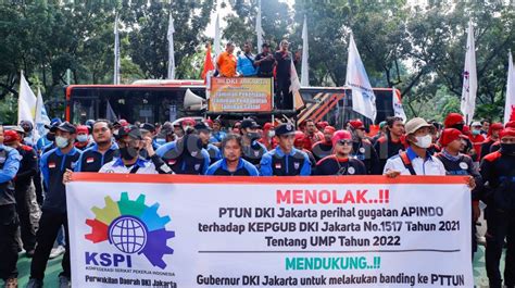 Buruh Minta Anies Banding Putusan PTUN Soal UMP Pemprov DKI Bakal Buat