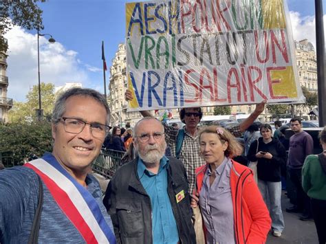 Le Mouvement Des Progressistes Mobilis Aux C T S Des Aesh Pour Un Vrai