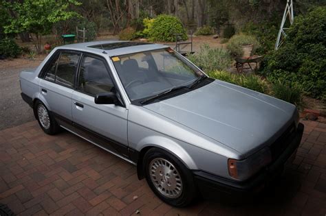 Nathans Mazda 323 Deluxe