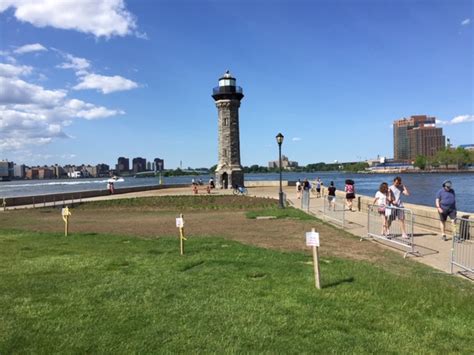 Roosevelt Islander Online: Roosevelt Island Lighthouse Park Footbridges ...