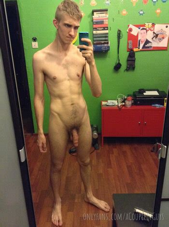 Acoupleofguys Nude Leaks TheFappening