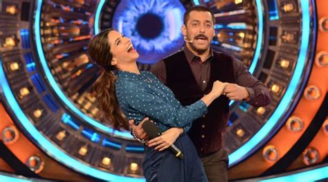 Bigg Boss 10 Salman Khans First Guest Is Deepika Padukone