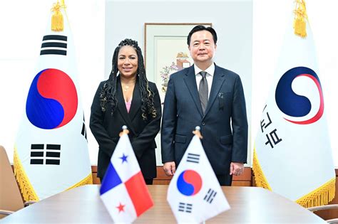 Panamá y Corea del Sur sostienen reunión bilateral