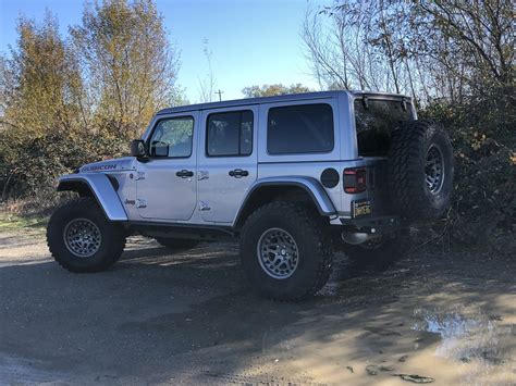 Pictures Please Jlur With Mopar 2 Lift And 35s Page 3 Jeep