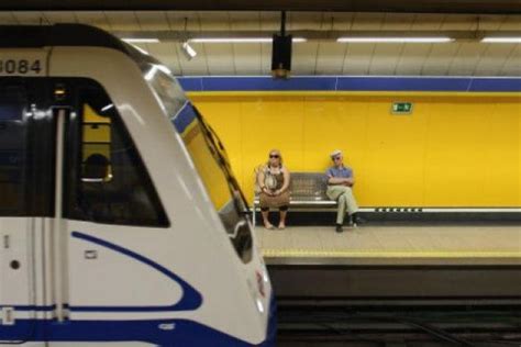 Accidente De Metro En Madrid 22 Heridos Leves Al Chocar Un Tren Contra