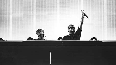 How Do You Feel Right Now X Heads Will Roll Axwell Ingrosso Neon