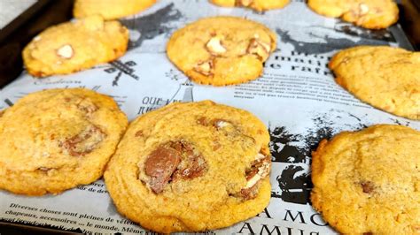 How To Make The Most Delicious Chewy Chocolate Chips Cookies Without