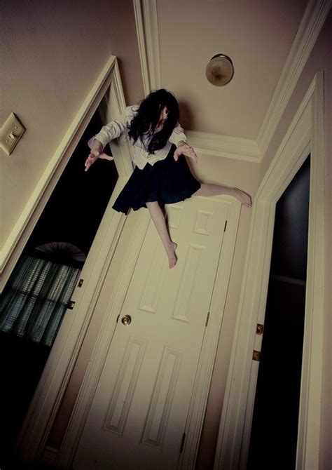 Bizarre And Creepy Photos 51 Photos Klykercom