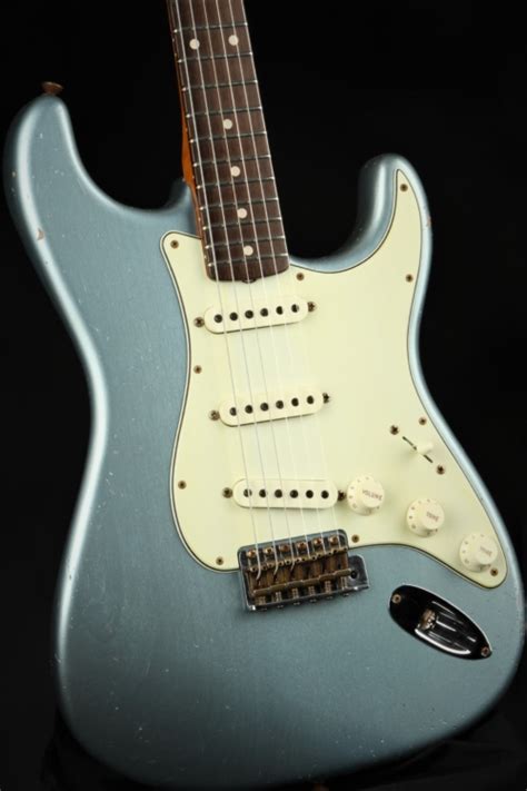 Fender Custom Shop Master Built Roasted 59 Stratocaster Journeyman Brazilian Ice Blue