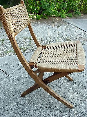 Vintage Hans Wegner Style Mid Century Modern Rope Seat Folding Chair