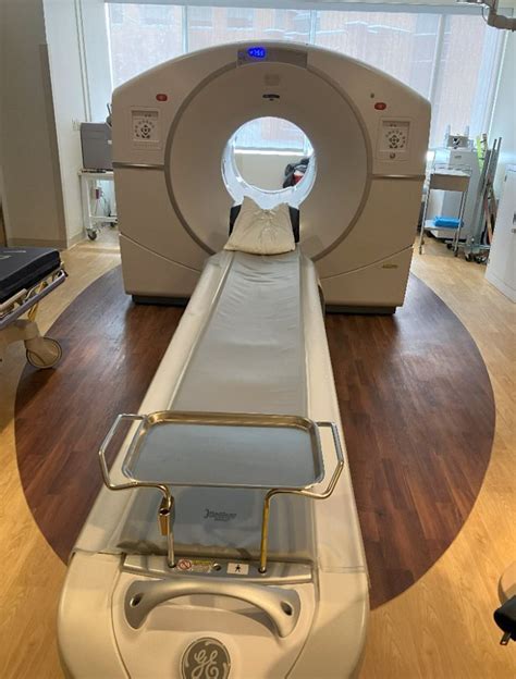 Used Ge Discovery Iq Pet Ct For Sale Dotmed Listing