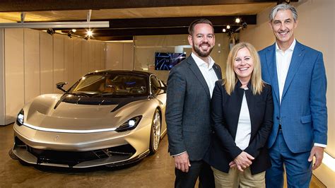 Pininfarina Battista Gottfried Schultz Zeigt Hypercar Der Zukunft