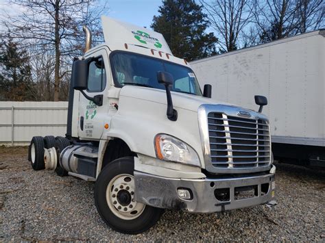 2018 Freightliner Cascadia 1 For Sale At Copart Windsor Nj Lot 30599