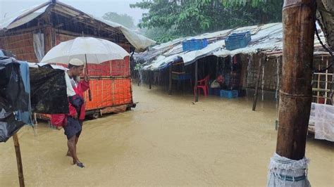 Deadly Landslides Floods Leave Thousands Homeless In Bangladesh