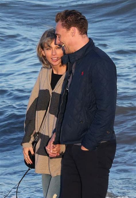 Taylor Swift And Tom Hiddlestons Whirlwind Romance In Pics