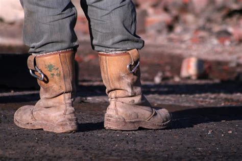 5 Best Uk Rigger Boots Reviewed Nov 2020 Upgardener™